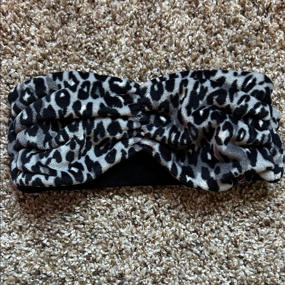Cuddl Duds Black and Gray Animal Print Headband